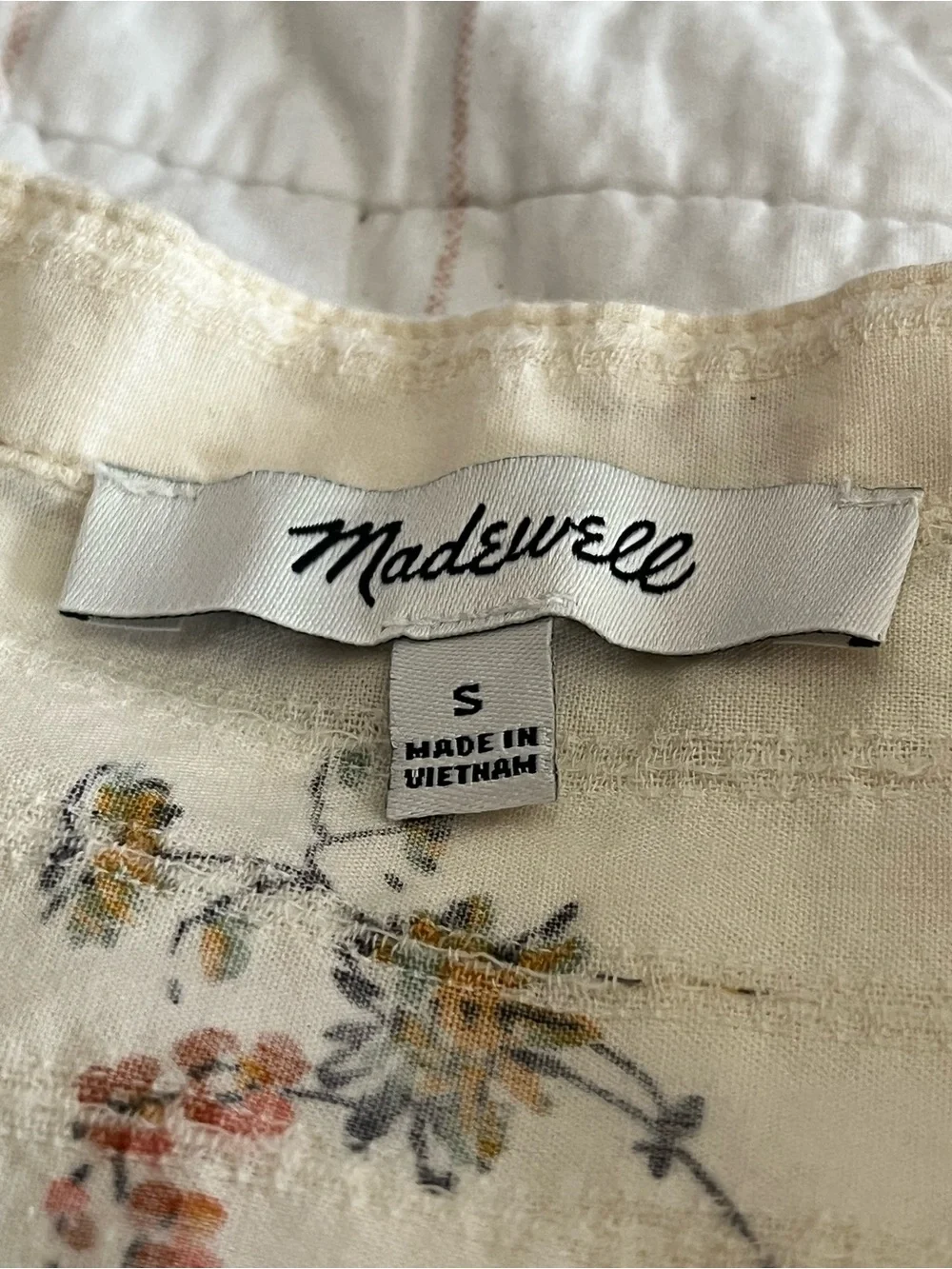 Madewell Cream Floral V-Neck Top with Multicolor Blooms - Picture 4 of 8